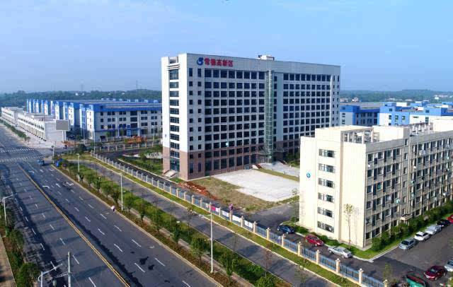 綿竹市科技特派團考察指導(dǎo)綿竹現(xiàn)代農(nóng)業(yè)園區(qū)建設(shè)工作