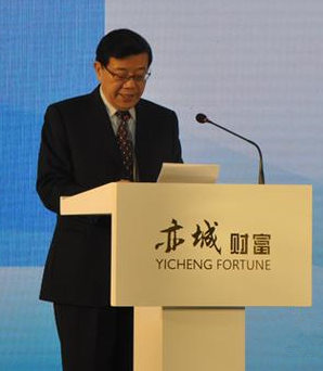 李偉:發(fā)展實體經(jīng)濟為經(jīng)濟增長培育新動力