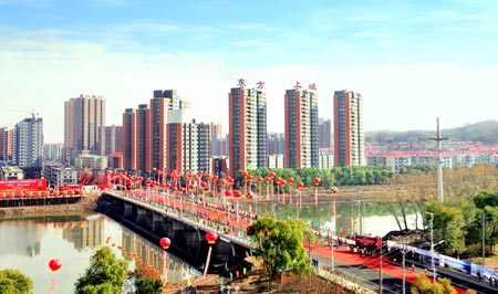 撫順高新區(qū)夯實產(chǎn)業(yè)基礎(chǔ)向國家高新區(qū)進(jìn)發(fā)